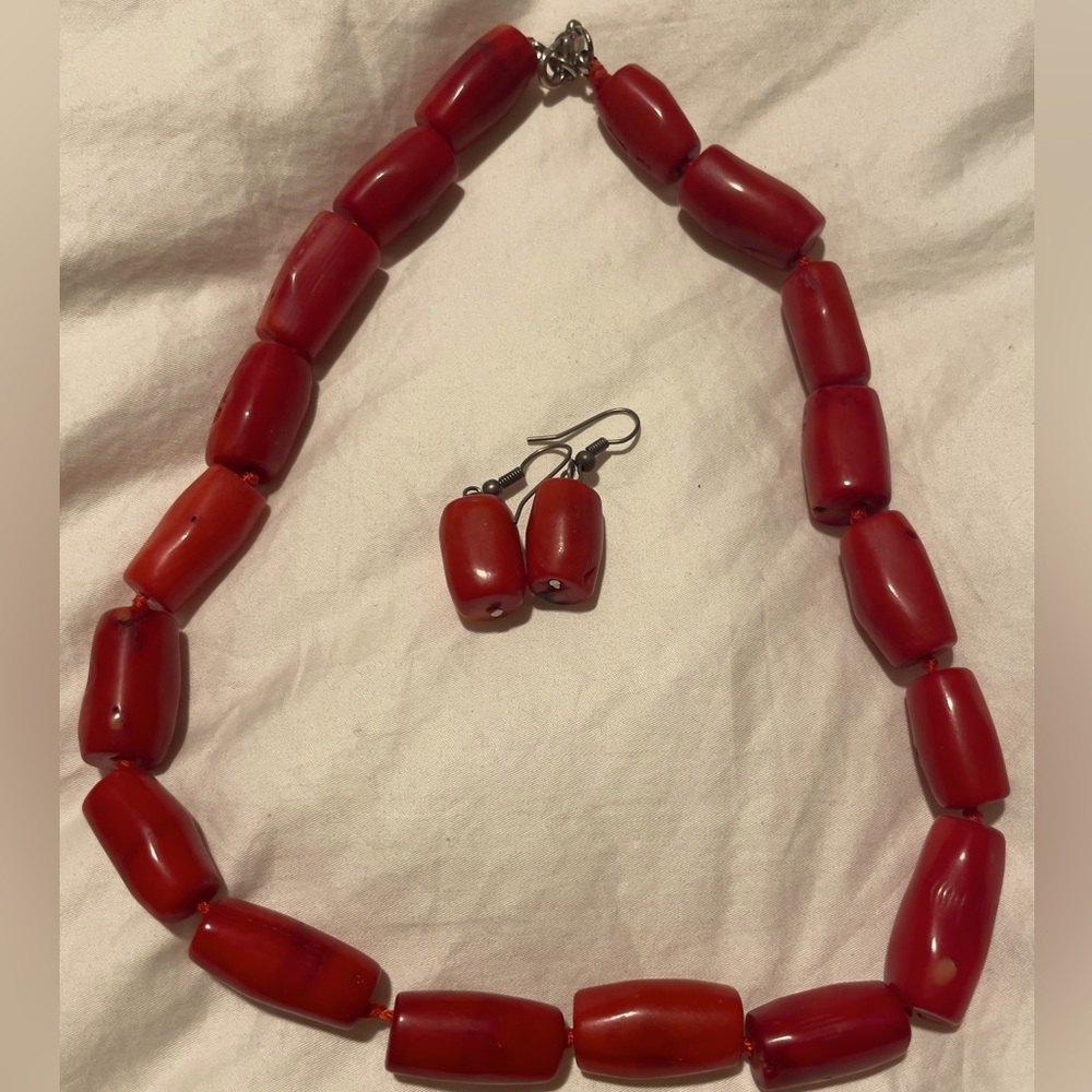 Chunky red coral necklace & earrings